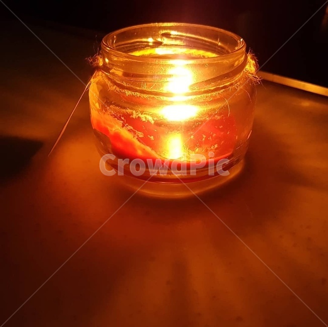 감성사진,빛,초,어두움,색감,붉은색,차분한,양초,향초