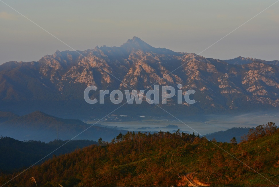 전남,영암,월출산,운해,아침,여명,mountainrange,산맥,outdoors,옥외,mountain,산,nature,peak,피크,자연,풍경,nature,landscape,한국자연풍경,한국자연경관,korea nature landscape