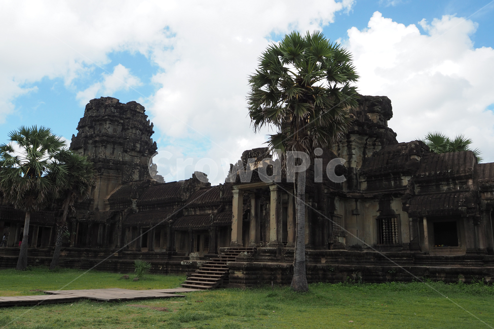 Cambodia,Historic sites,Overseas,southeastasia,cambodia,remains,building,angkorwat,overseas,Southeast Asia,ruins,buildings,tradition,historicsites,Angkor Wat