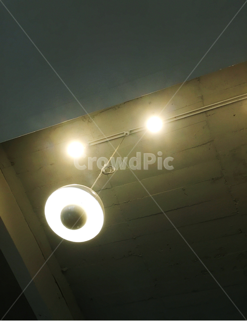 빛,light,플레어,실내조명,카페조명,불빛,빛과어둠,어둠,감성,둥근조명,등,천장,flare,실내인테리어,interior,lighting,cafe