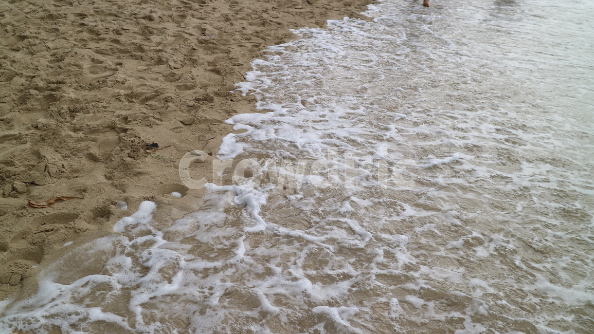 바다,모래사장,해변,sand,shore,water,ocean,wave,바다거품,물,거품,물거품,고요한,고독한,아무도없는,평화로운,푸른,맑은,하얀거품,sea,nature,자연,와이키키,하와이,hawaii,waikiki