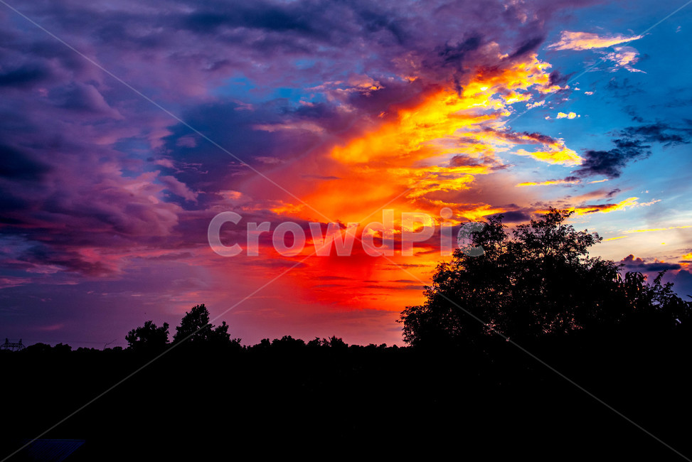 nature,자연,outdoors,옥외,sky,하늘,dawn,새벽,dusk,황혼,redsky,붉은하늘,sunset,일몰