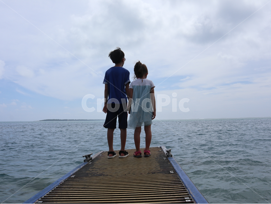 괌,메리조,포구,남매,아들,딸,아이,바다,사람,가족,패밀리,family,어린이,어린아이,child,children,kid