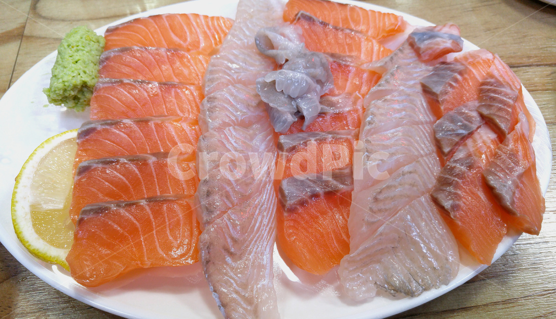 연어회,광어회,모둠회,회,수산물,수산물,해산물,fishery products,seafood