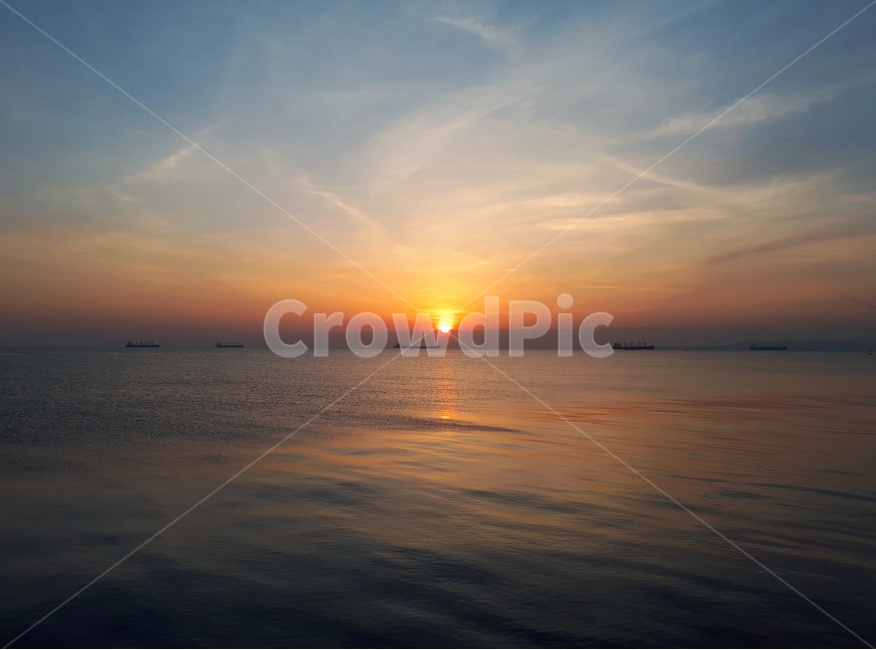 자연,일출,nature,outdoors,옥외,sunset,redsky,붉은하늘,sky,하늘,새벽,dawn,바다,동해안