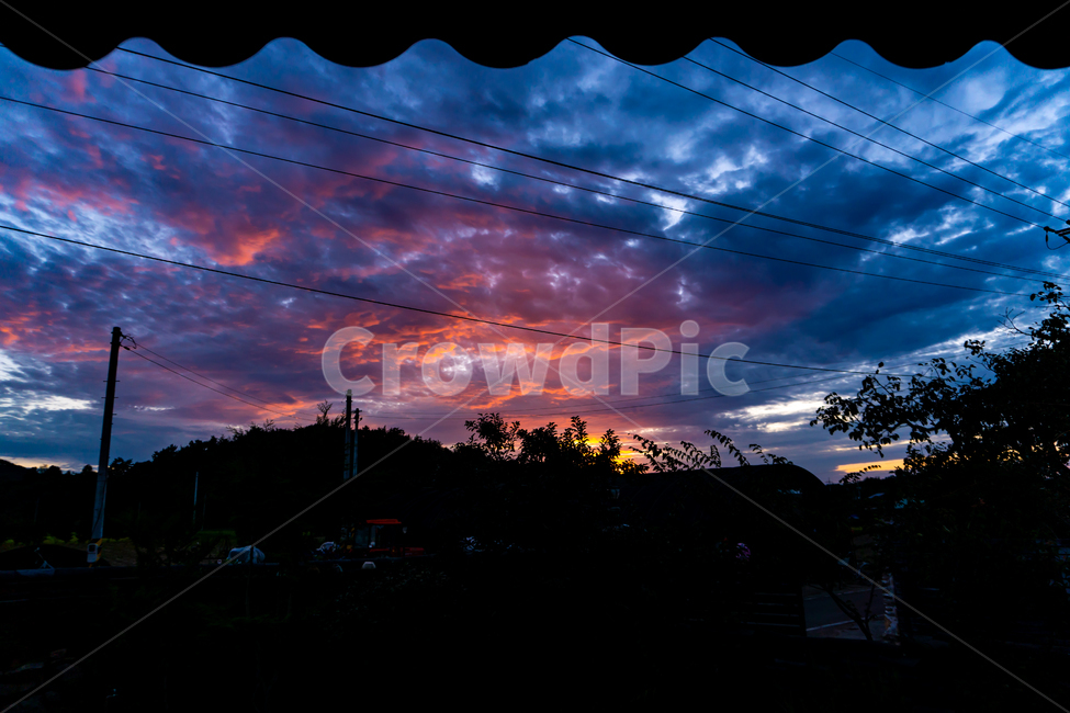 구름,일몰,석양,가을하늘,sky,autumn,fall,fallsky,autumnsky,자연,풍경,nature,landscape,cable,케이블,power lines,전력선,electric transmission tower,송전탑