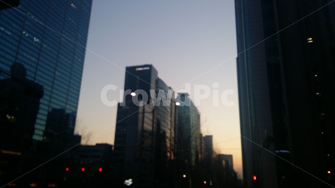해질녁,역삼역,하늘,퇴근길,건물,도시,풍경,city,landscape,office building,사무실 건물,building