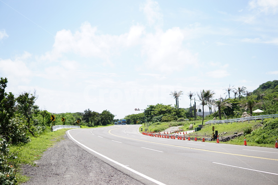 도로,맑은날,컨딩,하늘,나무,자연,풍경,nature,landscape,road,asphalt,아스팔트,highway,고속도로,freeway,고속 도로