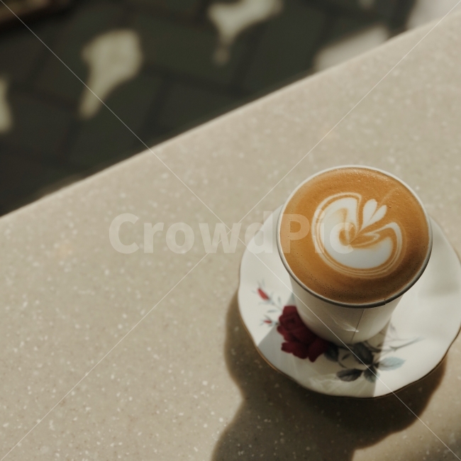 라떼,감성사진,분위기,모닝,커피,커피,카페,coffee,cafe,감성,sensible,feeling