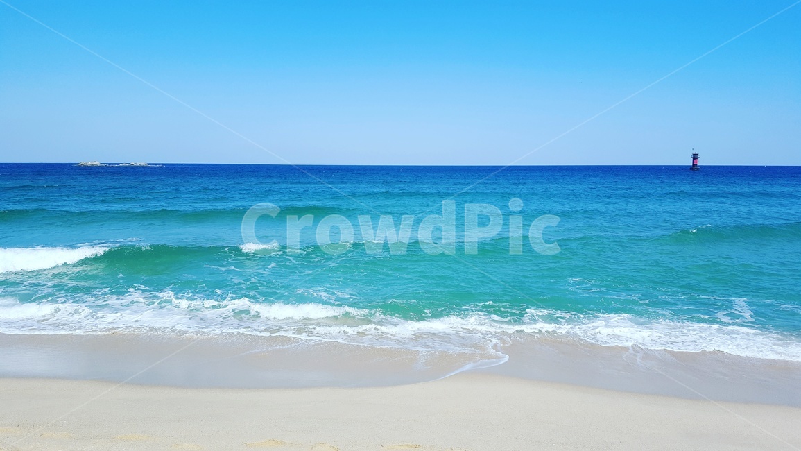 바다,강릉,동해,파랑,하늘,자연,풍경,nature,landscape,해변,바다,beach,sea,ocean,대양,outdoors,옥외,water,물,shoreline,해안선,coast,연안,바닷가