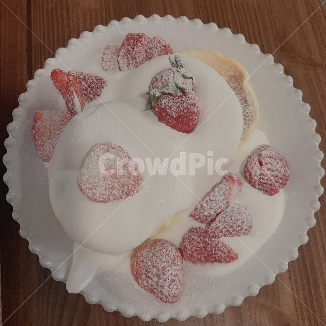 음식,팬케이크,수플레팬케이크,딸기,디저트,생크림,food,pancake,strawberry,dessert,cream
