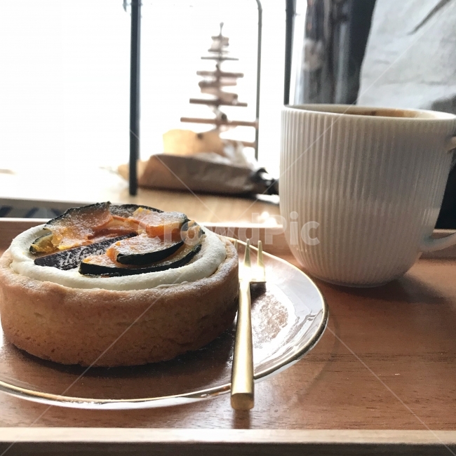 타르트,커피,카페,분위기,감성,cafe,coffee,tart,음식,식재료,요리,food,cook,meal,dishes,food reserves,빵,bread,디저트,간식,후식,dessert,snack,커피,카페,coffee,cafe