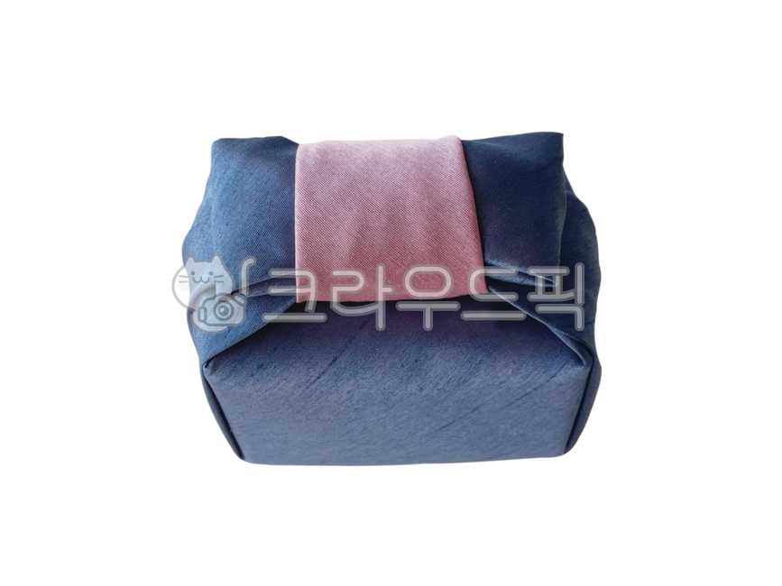 선물,명절선물,설선물,보자기포장,보자기,전통포장,새해,추석,한가위,holidaygift,traditionalpackagin,koreantraditionalpackaging,cloth,paperwrapping,koreanholiday,koreanholidaygift