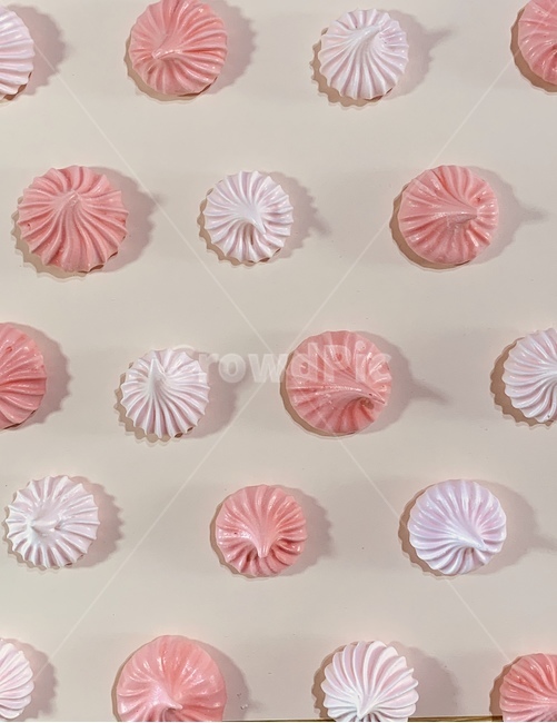 meringue,머랭,머랭쿠키,쿠키,제과,베이커리,디저트,핑크,분홍,분홍색,색,색깔,색감,색상,컬러,파스텔,베이킹,배경,배경이미지,바탕,바탕이미지,배경화면,백그라운드,음식,간식,요리,연출,컨셉,콘셉,concept,dessert,cook,cookie,pink,object,background,발렌타이데이,화이트데이,whiteday,사랑,heart,ValentineDay,Valentine