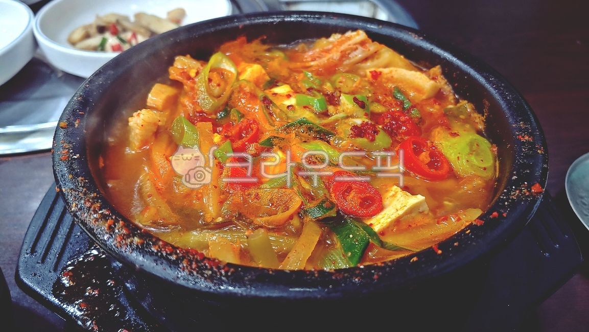 김치찌개,김치찌개백반,백반,식사,음식,food,meal,cook,식당,한식,한국음식,한국요리,koreanfood,koreanmeal,koreancook