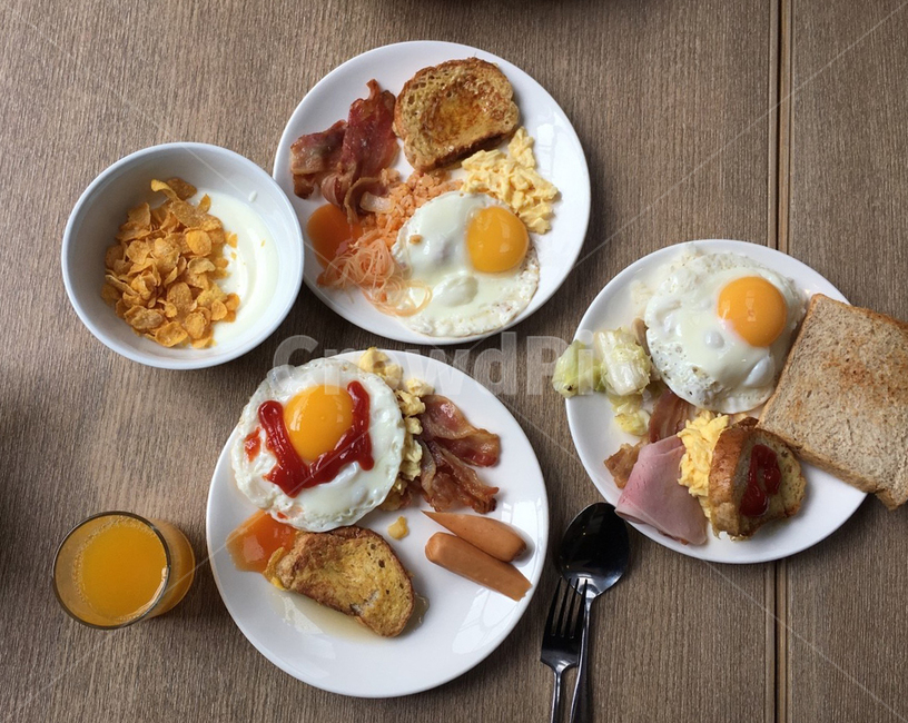 아침식사,egg,계란,food,식품,breakfast,조식,오렌지주스,씨리얼,토스트