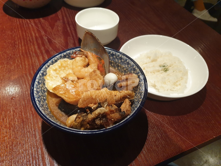 일본카레,카레,튀김,일본음식,밥,일본식,음식,흰밥,food,맛있는