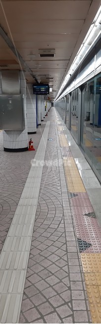 지하철,지하도,한적함,판타지,공포,교통,교통수단,traffic,transportation