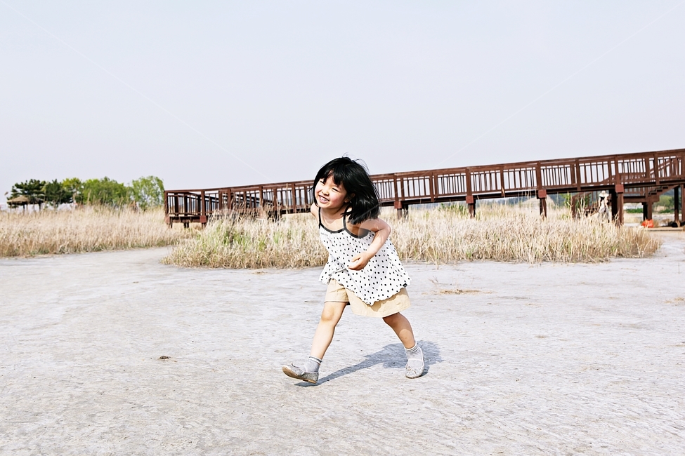 여자아이,아이,어린이,사람,풍경,자연,배경