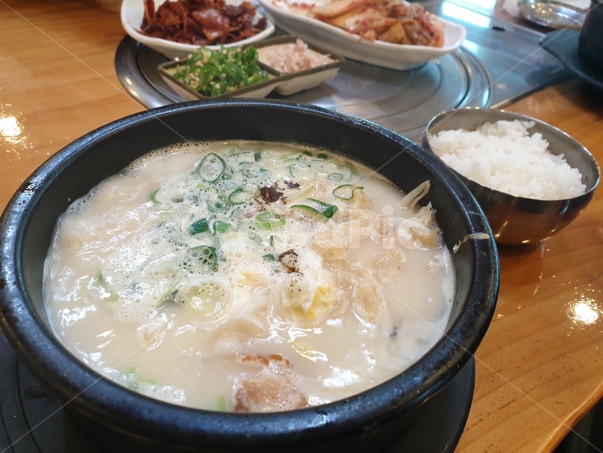 국밥,맛집,해장,국물,한끼,음식,식재료,요리,food,cook,meal,dishes,food reserves