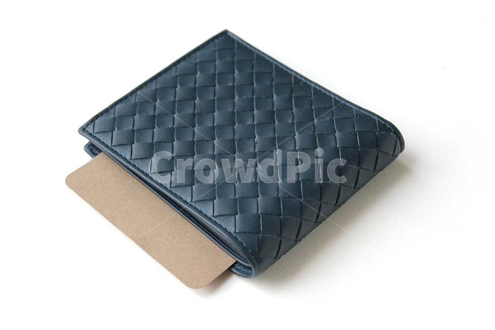 wallet,남자지갑,지갑,accessory,bluewallet,single,style,사물,종이,오브젝트,패션,아이템,남자패션,카드,card,패션스타일,fashion,cardcase,case,finance,modern,new,object,금융,blue,블루,파란지갑,흰배경,그림자,금융,돈,finance,banking,money,사물,물건,오브젝트,thing,object,matter,누끼,remove background