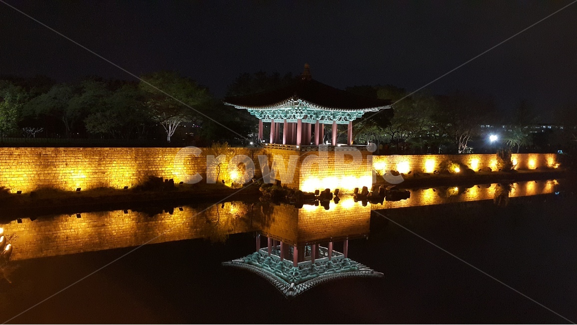 안압지,동궁과월지,경주,야경,한국관광,야경,밤,풍경,nightscape,night,landscape,한국전통,한국문화,korean traditional,korean culture,랜드마크,landmark,tourist attraction,한국랜드마크,한국관광지,한국명소,korea landmark,korea tourist attraction,architecture,건축물,building,건물