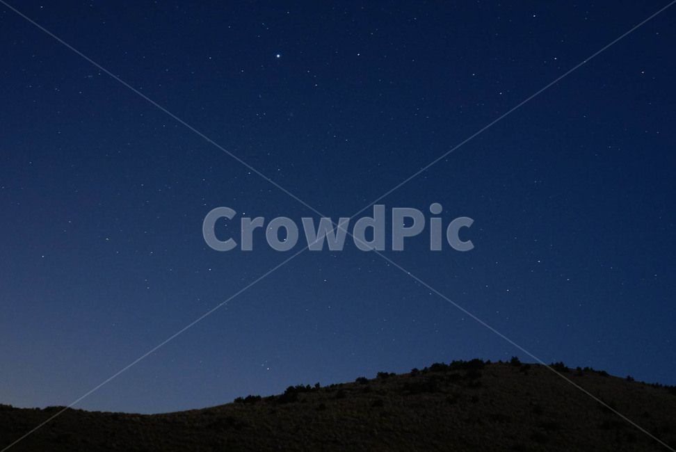 별,자연,겨울,새벽,풍경,야경,밤,풍경,nightscape,night,landscape,nature,outdoors,옥외,outer space,대기권 밖,astronomy,천문학,universe,우주,starry sky,별이 빛나는 하늘