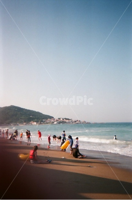 nature,자연,outdoors,옥외,land,나라,ocean,대양,sea,바다,water,물,shoreline,해안선,coast,연안,해변바위,해변,바위,여행,필름,필름카메라,flim,flimcamera,수영,바다수영