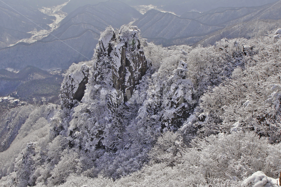 대둔산,설경,겨울,풍경,전라북도,완주,겨울,계절,winter,season,자연,풍경,nature,landscape,한국자연풍경,한국자연경관,korea nature landscape,outdoors,옥외,ice,빙,mountain,산,plant,식물,tree,나무