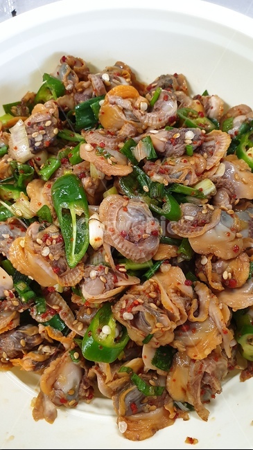 dish,요리,meal,식사,food,음식,꼬막,꼬막무침,제철음식,한국음식,겨울음식,한식,무침,반찬,조개,조개류,돌조개,해산물,해물,수산물,씨푸드,먹거리,먹을거리,짜다,양념,건강음식,아시아,신선한,clam,seafood,koreanfood,cuisine,cook,eat,winterfood,fresh,tasty,한국요리,koreanfood,koreandishes,koreanmeal,koreancook