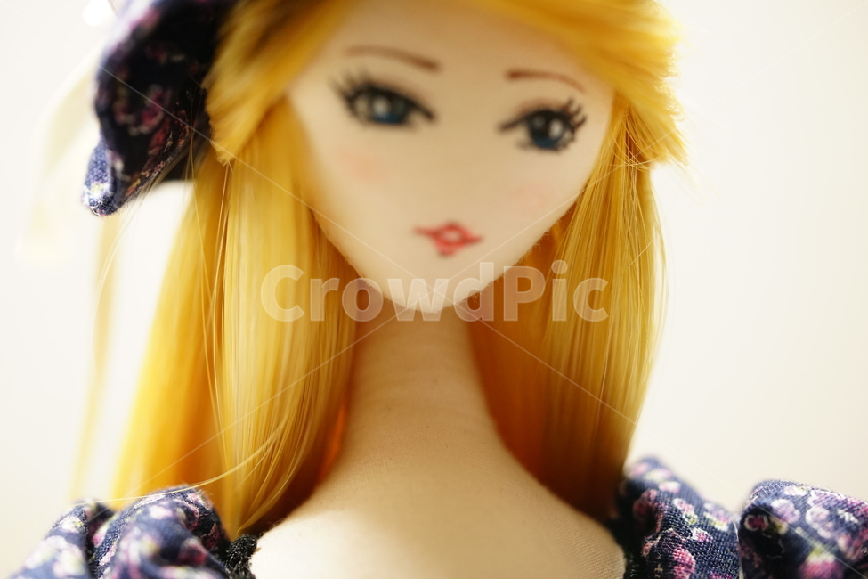 인형,여인,여자,여성,소품,작품,doll,표정,미소,드레스인형,얼굴,접사,만들기,제작,솜씨,손재주,핸드메이드,느낌,감성,감성사진,예술,art,사물,물건,오브젝트,thing,object,matter