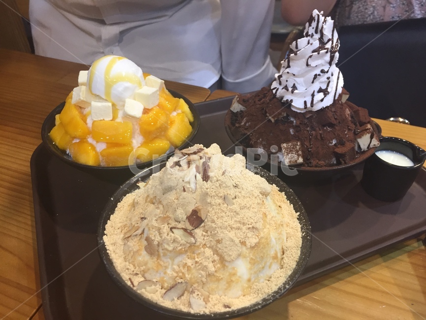 디저트,간식,한국빙수,빙수,여름,망고빙수,초코빙수,인절미빙수
