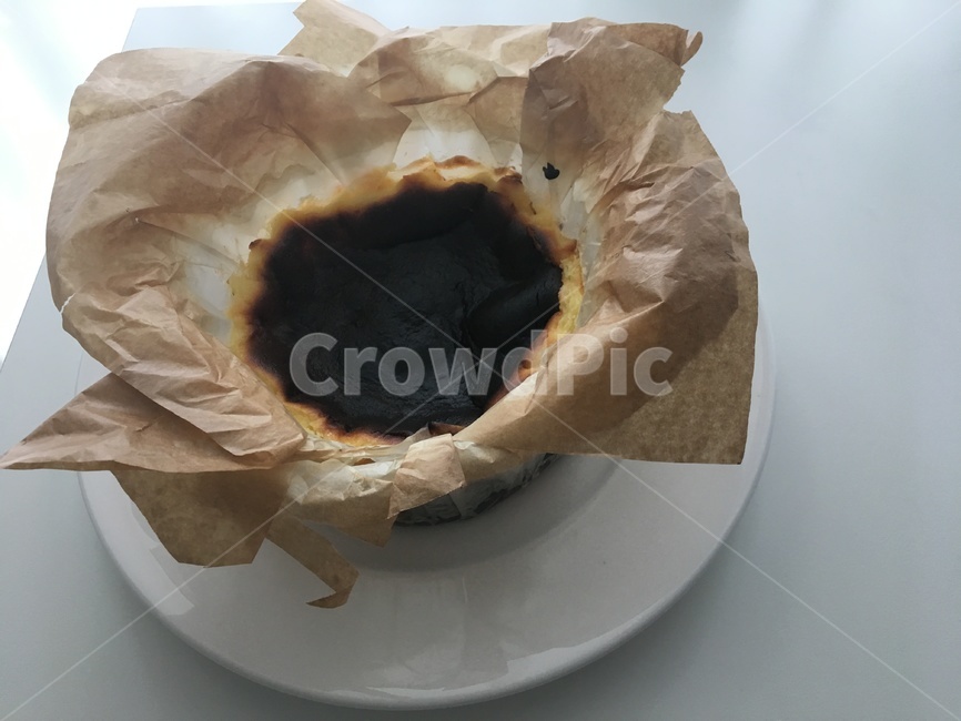 디저트,케이크,바스크케이크,베이킹,베이커리,홈베이킹,바스크치즈케이크,치즈케이크