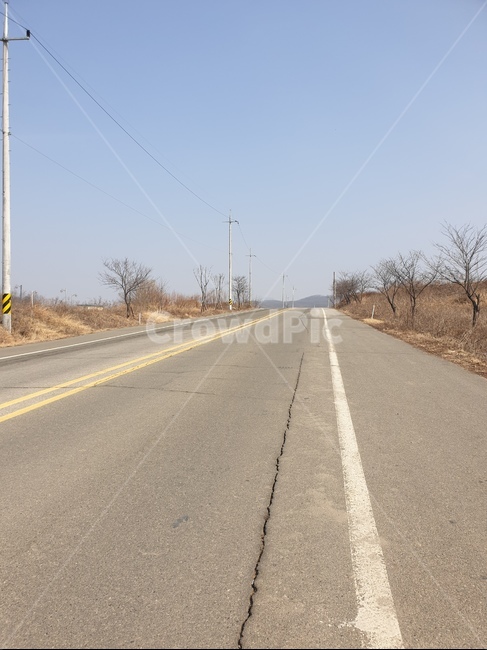 도로,직선,하늘,풍경,겨울,교통,교통수단,traffic,transportation