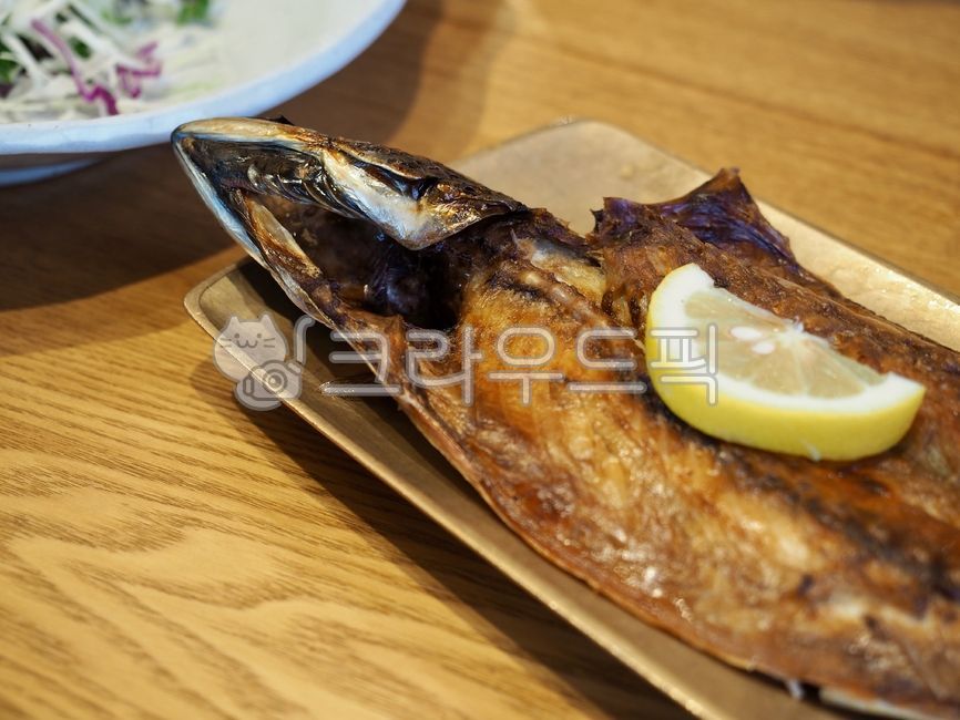 고등어구이,삼치,생선,생선구이,한국음식,삼치구이,한식,구이,음식,반찬,식사,해물,해산물,고등어,fish,grilledfish,koreanfood,grill,food,sidedish,meal,grilledsamchi,레몬
