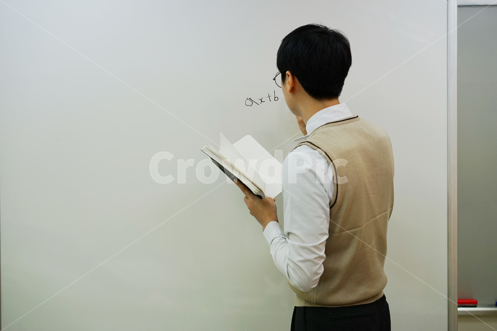 수능,교육,학생,교복,시험,강의,수업,고등학생,고3,남고생,남자고등학생,남고,수능시험,기말고사,중간고사,모의고사,exam,quiz,test,학업,공부,남자,남학생,사람,인물,인간,human,person,얼굴표정,facialexpression,face,남성,man,male,학교,education,learning,study,schoo,사람,인물,인간,human,person,남성,남자,man,male,교육,학교,공부,education,learning,study,school