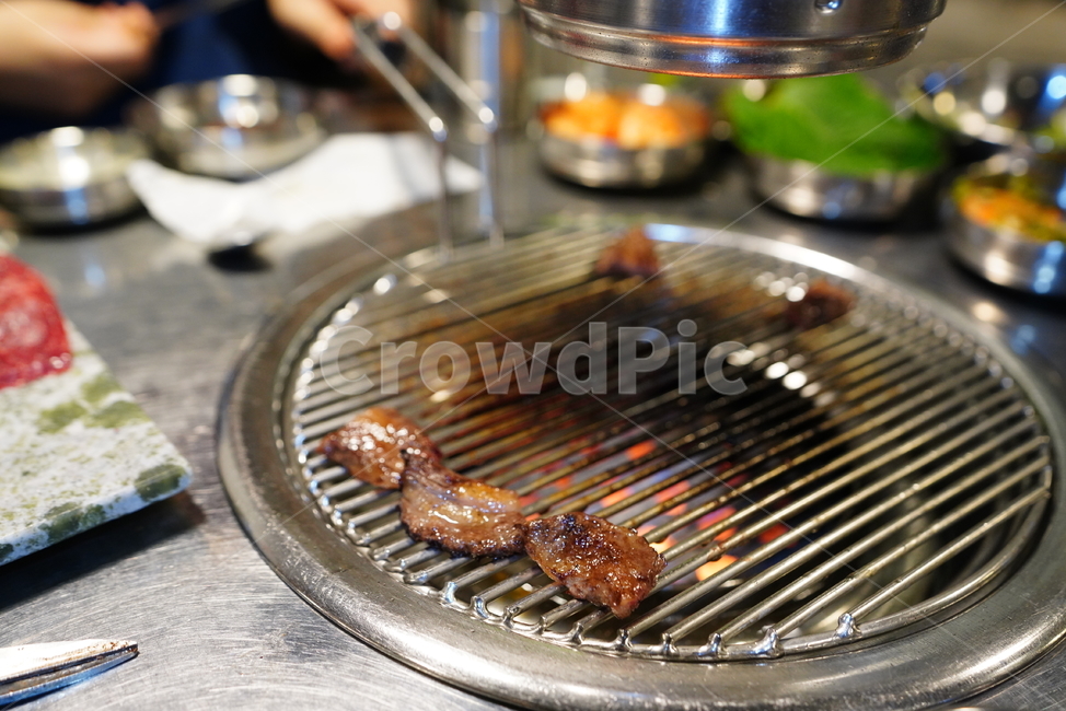 한우,소고기,육류,육식,한식,식사,음식,푸드,안주거리,먹거리,구이,술안주,음식,식재료,요리,food,cook,meal,dishes,food reserves,육류,고기,meat,한식,한국음식,한국요리,korean food,korean dishes,korean meal,korean cook