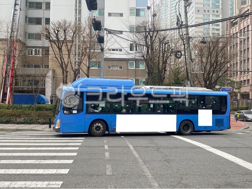 bus,commercial,commercialadvertisement,square billboard,outdoor advertising,sign board,citybusadvertisement,outdooradvertisement,Mockup image,commercialbillboard,busadvertisement,advertisingdesign,emptied,billboard,emptyspace,empty place,background,bus ad