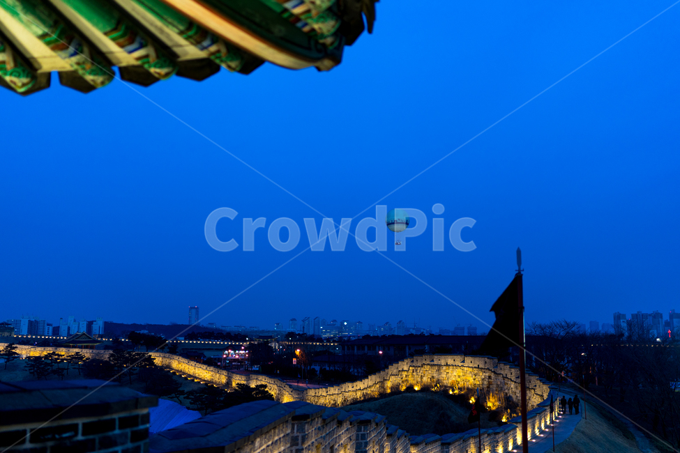수원화성,화성,세계문화유산,야경,열기구,야경,밤,풍경,nightscape,night,landscape,한국전통,한국문화,korean traditional,korean culture,랜드마크,landmark,tourist attraction,한국랜드마크,한국관광지,한국명소,korea landmark,korea tourist attraction