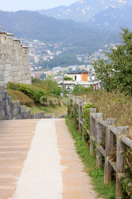 산책로,길,도로,경치,공원,성벽,도시,풍경,city,landscape