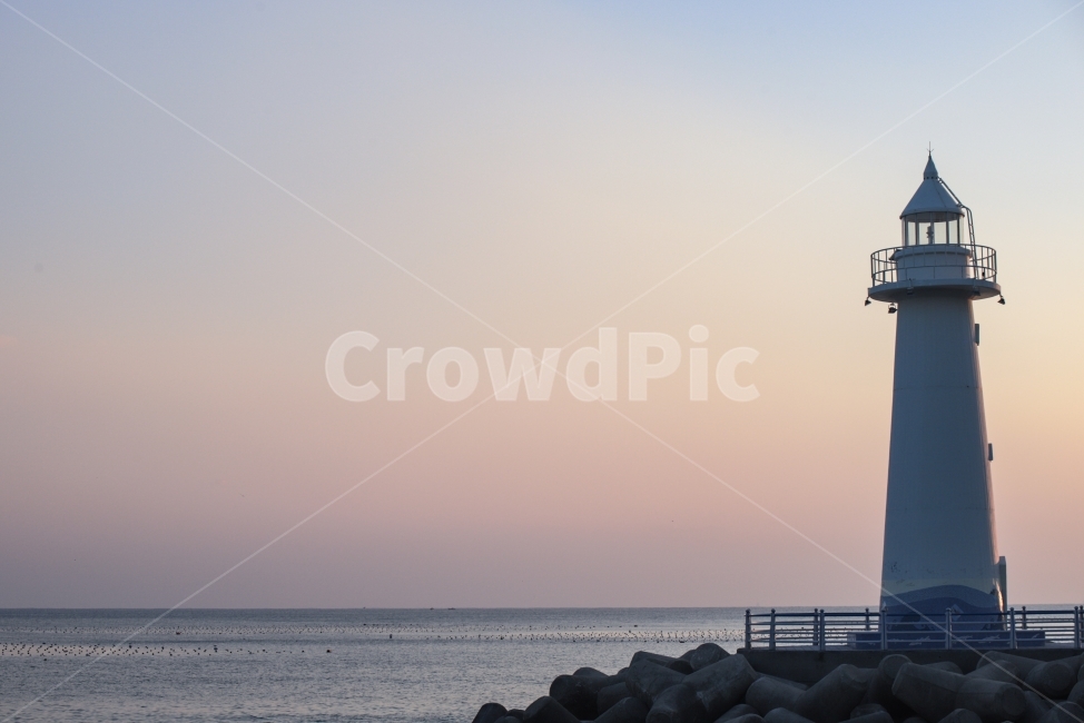 등대,하늘,일몰,바다,파스텔,등대,lighthouse,색깔,색상,색채,색감,color sense,color sensitivity,feeling of color