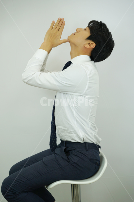 남성,남자,직장인,회사원,스트레칭,양복,정장,사람,인물,인간,human,person,남성,남자,man,male,건강,헬스웨어,헬스케어,healthware,health care,비즈니스,사업,business,service,work
