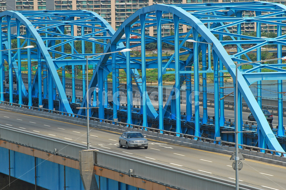 한강,동작대교,다리,대교,교량,도로,교통,자동차,드라이브,도시,도심,풍경,강변,아치,건축,건축물,한강변,서울,한국,교통,교통수단,traffic,transportation