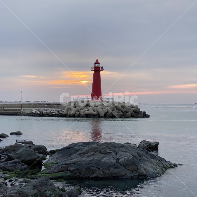 architecture,building,lighthouse,등대,바다,방파제,해돋이,등대,lighthouse