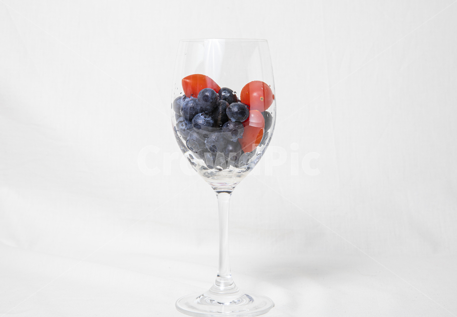 와인잔,유리,과일,블루베리,토마토,투명,신선,야채,음식,식재료,요리,food,cook,meal,dishes,food reserves,과일,열매,fruit