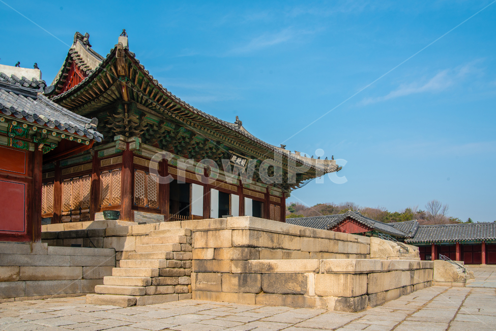 창경궁,궁궐,서울,세계문화유산,건물,한국전통,한국문화,korean traditional,korean culture,랜드마크,landmark,tourist attraction,한국랜드마크,한국관광지,한국명소,korea landmark,korea tourist attraction,건축물,건물외관,exterior,building,structure,architecture,construction