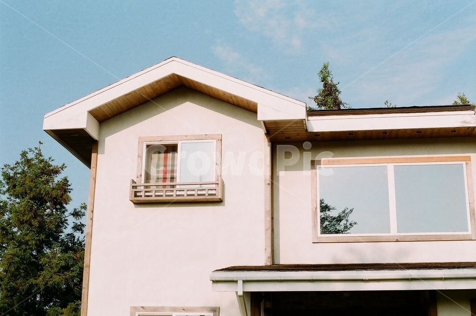 집,행복,평화로움,하늘,힐링,따뜻함,감성,sensible,feeling,건축물,건물외관,exterior,building,structure,architecture,construction