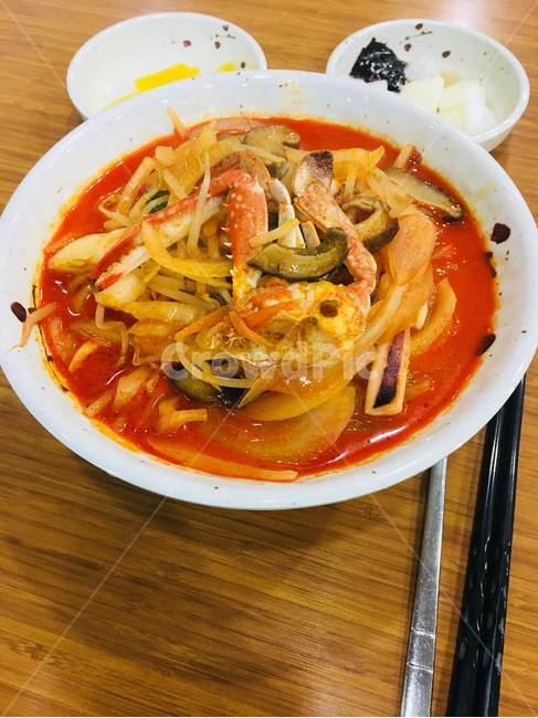 짬뽕,얼큰,해산물,중화요리,음식
