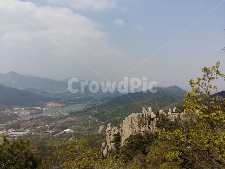 용봉산,충남,봄,바위,햇살,초록,하늘,자연,풍경,nature,landscape,한국자연풍경,한국자연경관,korea nature landscape,outdoors,옥외