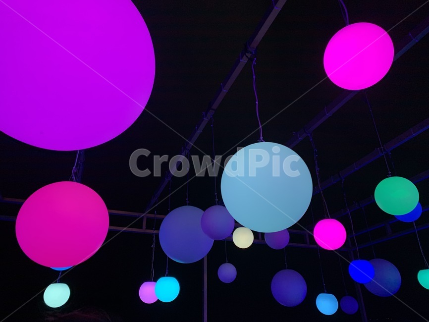 ball,공,sphere,구체,balloon,풍선,조형물,야경,동그라미,색깔,예쁜색